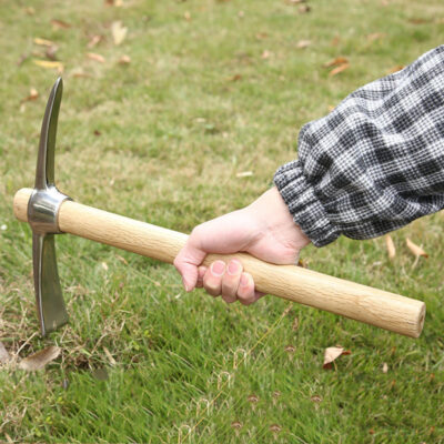 Double head hoe multipurpose garden tool