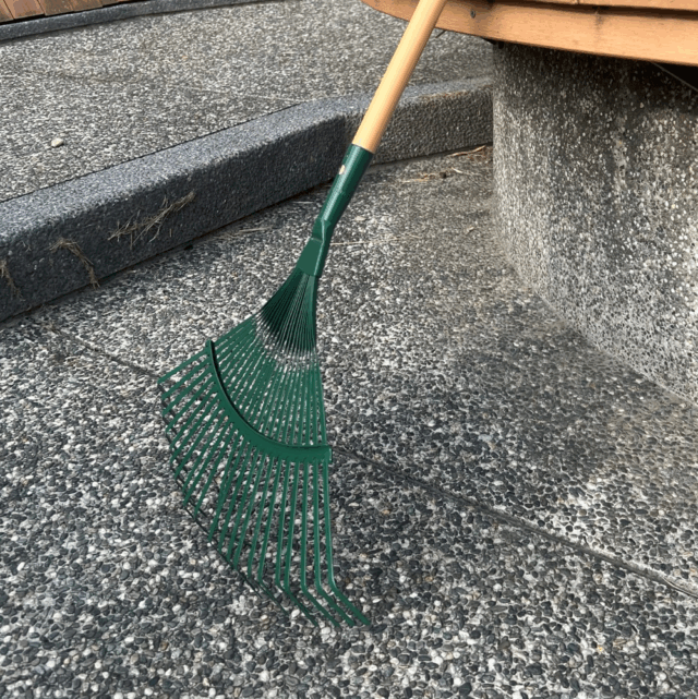 Metal Tine Leaf Rake with Replacement Handle